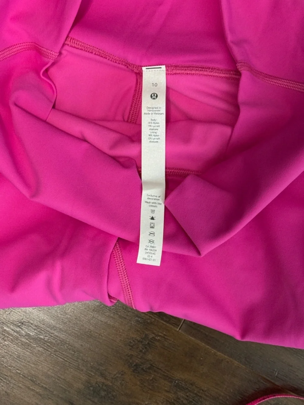 New with Tag Lululemon Align Sonic Pink Leggings